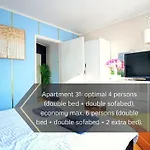 Апартаменты Cofy - Quiet Location, Air-conditioning, Free Parking, 24-7 Check-in-out With Prepaid Nighttime Check-in, Early Check-in, Late Check-out!