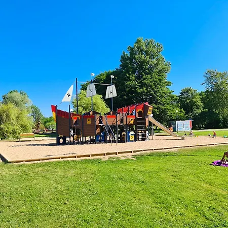 Cofy - Quiet Location, Air-conditioning, Free Parking, 24-7 Check-in-out With Prepaid Nighttime Check-in, Early Check-in, Late Check-out! 아파트 탈린