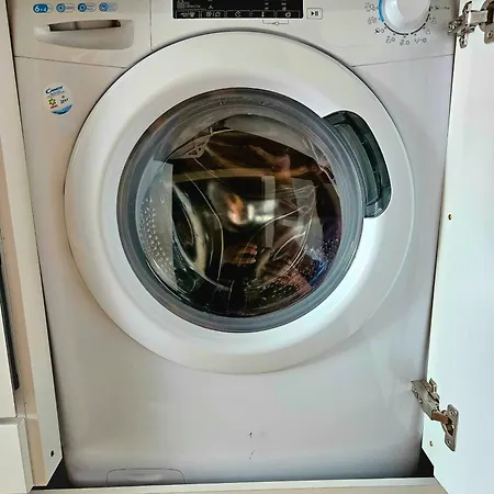דירה Cofy - Centrally Located, Quiet District, Air-conditioning, Free Parking, 24-7 Express Check-in-out, Close To Sea And Everything Need For Living! טאלין