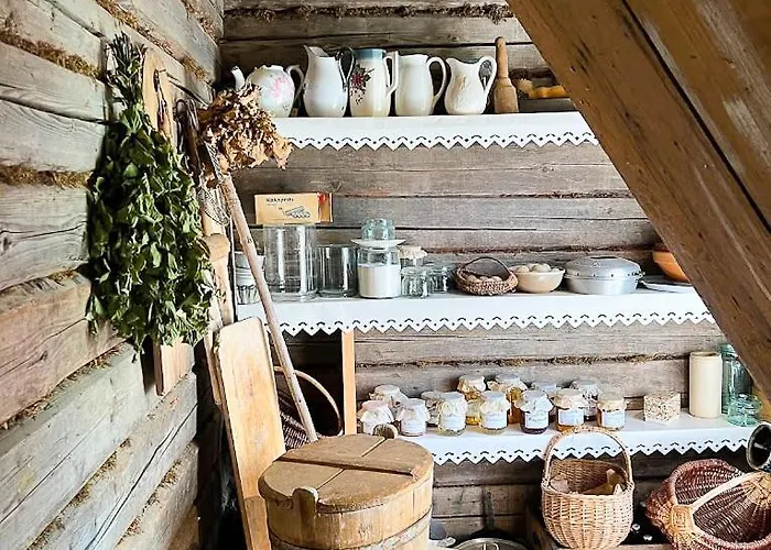 Cofy - Quiet Location, Air-conditioning, Free Parking, 24-7 Check-in-out With Prepaid Nighttime Check-in, Early Check-in, Late Check-out! 公寓 *